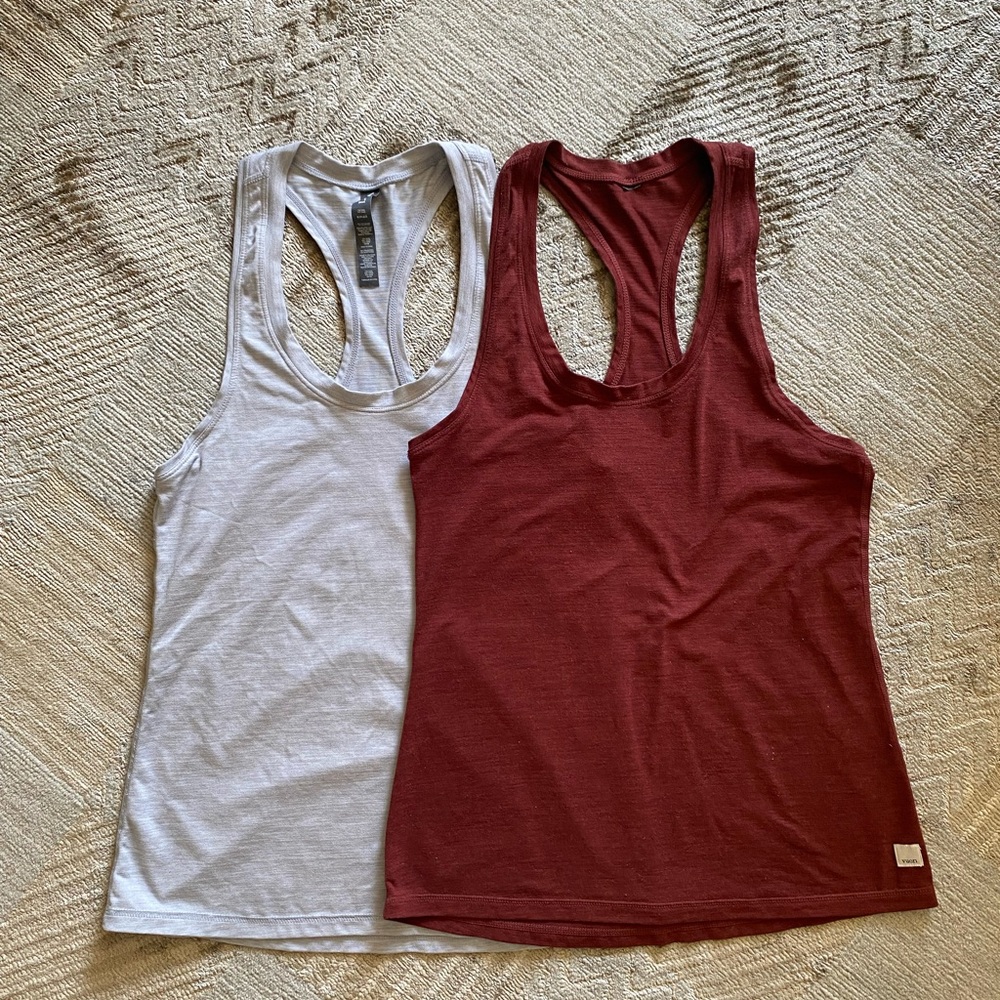 Bundle of 2! Vuori racer back tanks